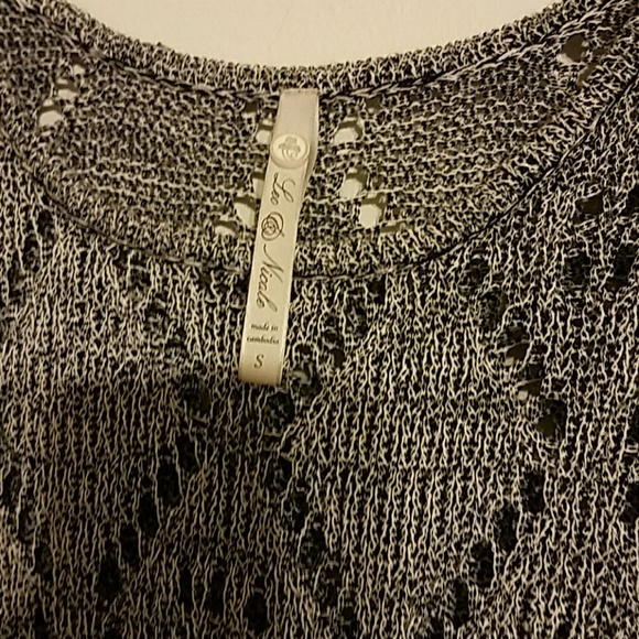 Preloved sweater - Picture 2 of 3